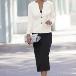 Off White & Black Spectator Skirt Suit Size 16